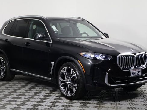 Used 2026 BMW X5 xDrive40i w/ Climate Comfort Package AWD/4WD image 3