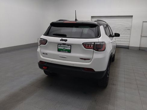 Used 2025 Jeep Compass Trailhawk AWD/4WD image 7