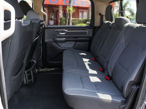 Used 2019 RAM 1500 Big Horn image 31