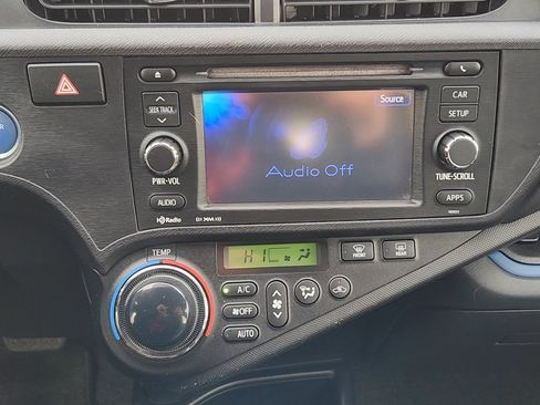 Used 2013 Toyota Prius C Three image 13