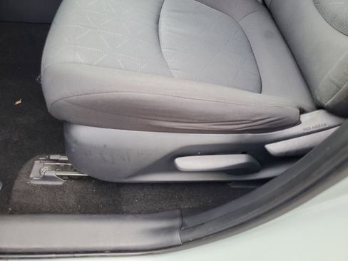 Used 2019 Toyota RAV4 XLE image 26