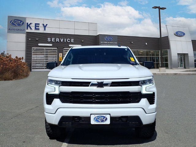 Used 2022 Chevrolet Silverado 1500 RST w/ Z71 Off-Road Package AWD/4WD image 2
