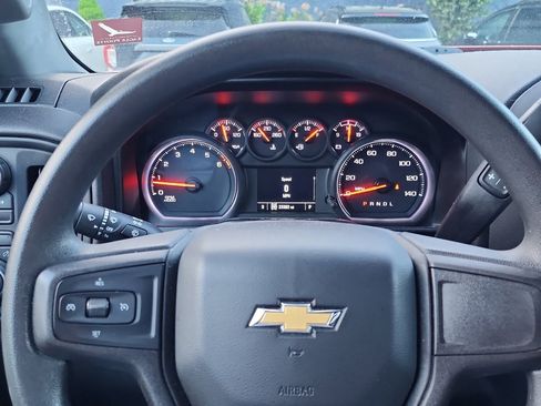 Used 2020 Chevrolet Silverado 2500 Custom w/ Custom Convenience Package image 11