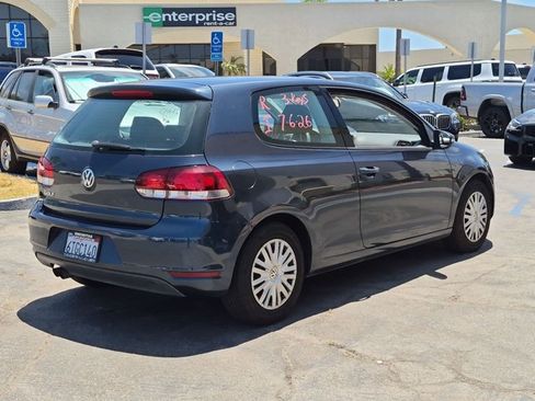 Used 2012 Volkswagen Golf 2-Door FWD image 5