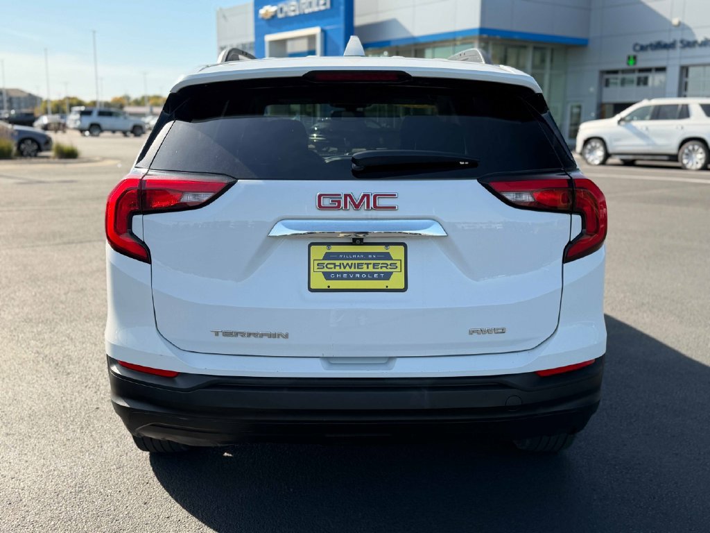 Used 2019 GMC Terrain SLE w/ Driver Convenience Package AWD/4WD image 8