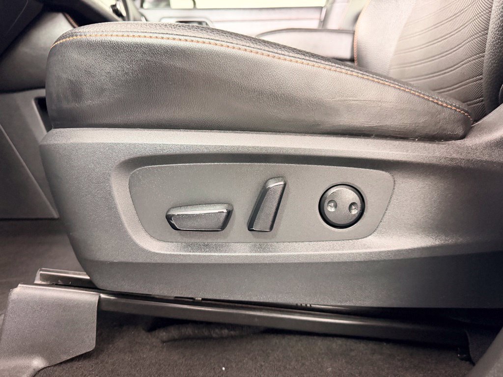 Used 2024 Nissan Pathfinder Rock Creek AWD/4WD image 24