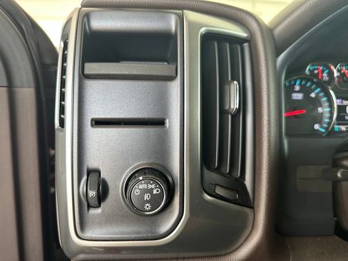 Used 2017 Chevrolet Silverado 1500 LT w/ All Star Edition RWD image 19