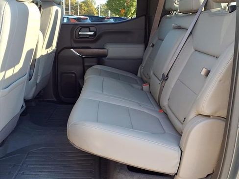 Used 2022 GMC Sierra 1500 SLT image 9