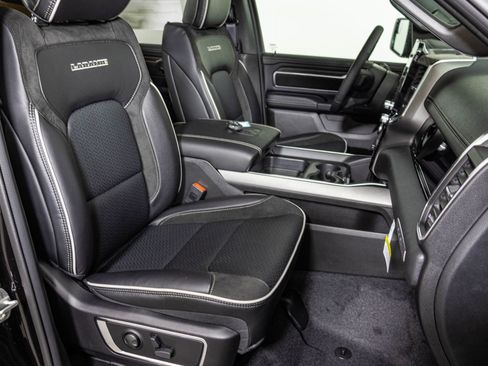 New 2026 RAM 1500 Laramie AWD/4WD image 46