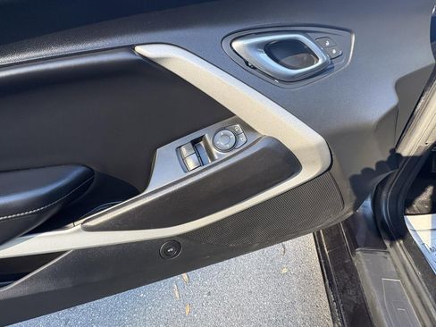 Used 2019 Chevrolet Camaro LT image 15