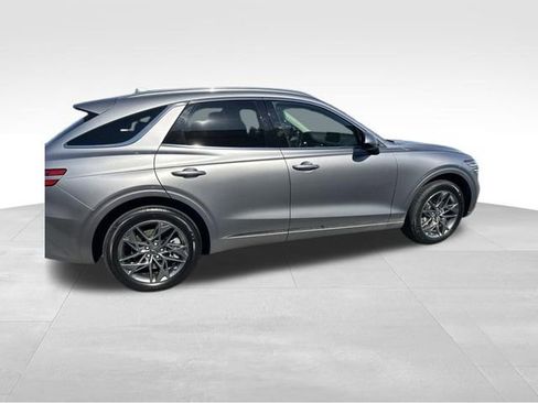 Used 2025 Genesis GV70 2.5T AWD/4WD image 17