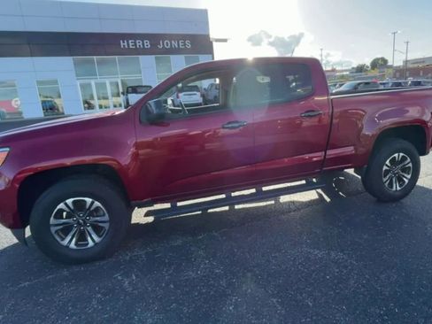 Used 2022 Chevrolet Colorado Z71 AWD/4WD image 4