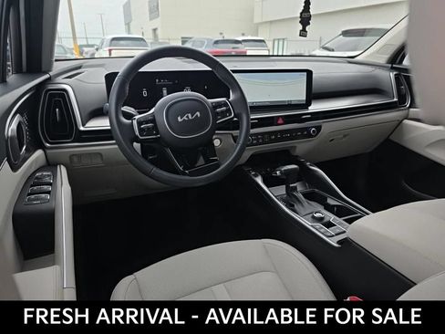 Used 2024 Kia Sorento S w/ Panoramic Sunroof Package AWD/4WD image 12