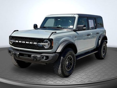 Used 2023 Ford Bronco Wildtrak AWD/4WD image 3