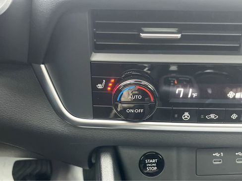 Certified 2025 Nissan Rogue SV w/ SV Premium Package FWD image 29