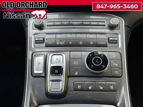 Used 2023 Hyundai Santa Fe Limited AWD/4WD image 18