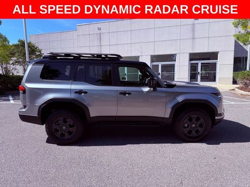 Used 2025 Lexus GX 550 AWD/4WD image 9