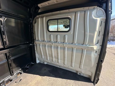 Used 2023 RAM ProMaster 2500 image 27
