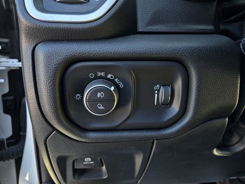 Used 2023 RAM 1500 Big Horn image 13