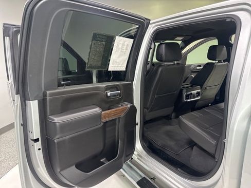 Used 2022 Chevrolet Silverado 3500 High Country image 23