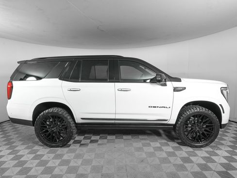 Used 2026 GMC Yukon Denali Ultimate AWD/4WD image 4