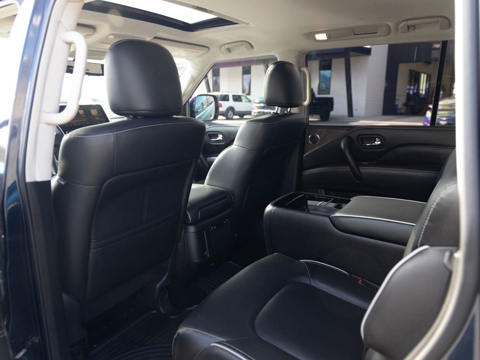 Used 2023 INFINITI QX80 Premium Select w/ Cargo Package AWD/4WD image 15