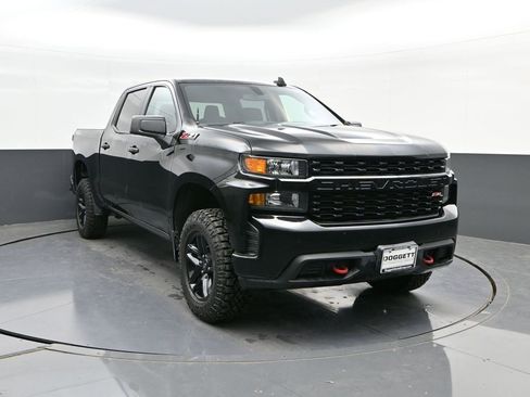 Used 2021 Chevrolet Silverado 1500 Custom Trail Boss w/ LPO, Dark Essentials Package image 21