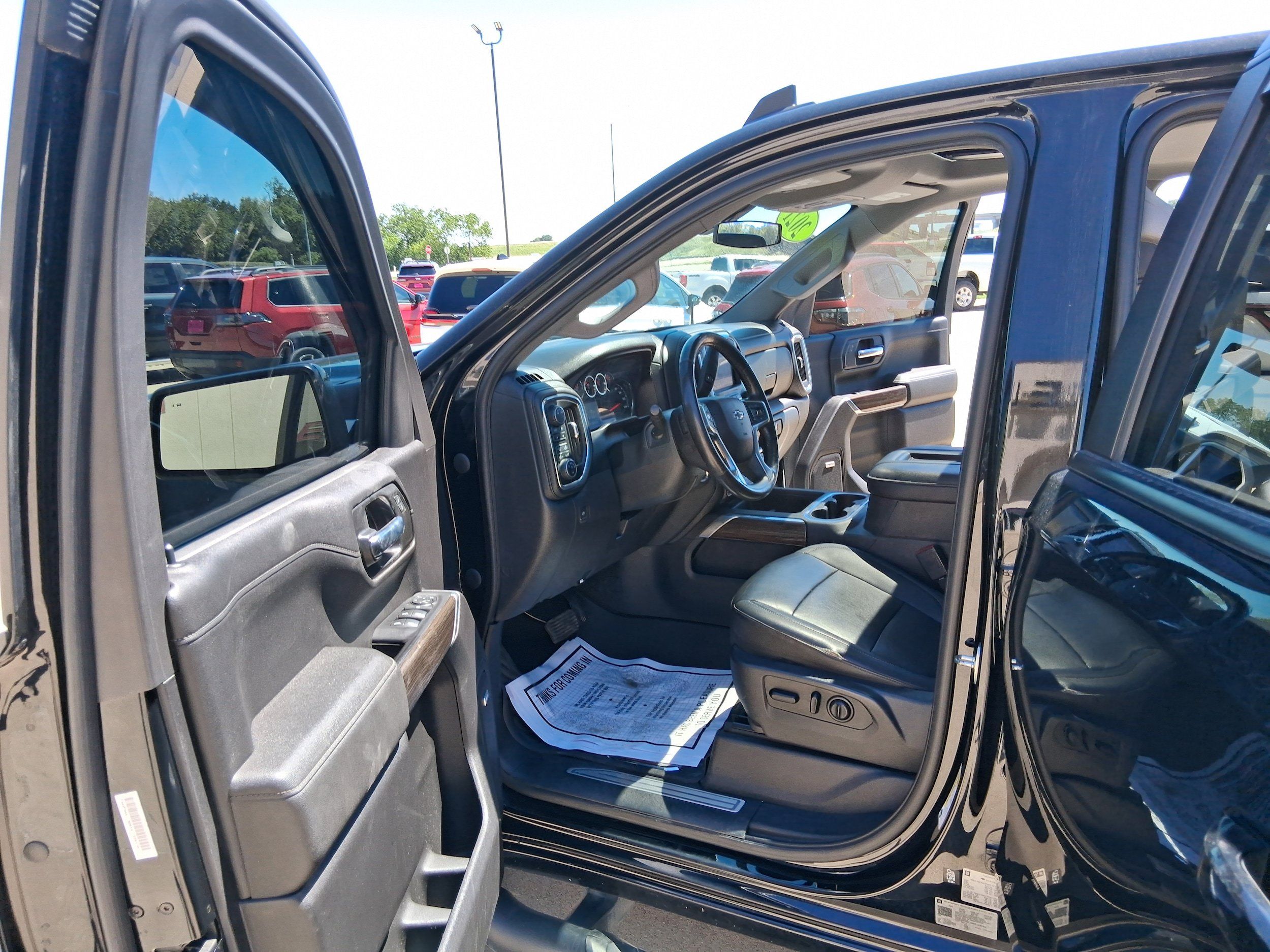 Used 2021 Chevrolet Silverado 1500 LT Trail Boss w/ Convenience Package II AWD/4WD image 14