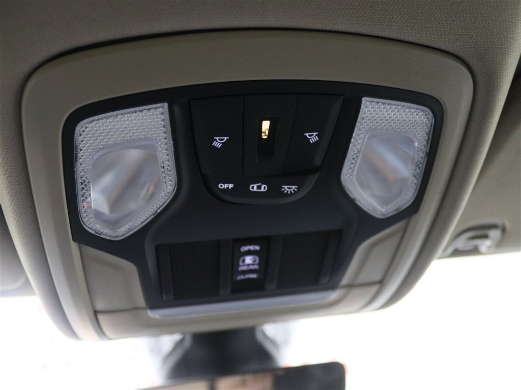 Used 2020 RAM 1500 Big Horn AWD/4WD image 38