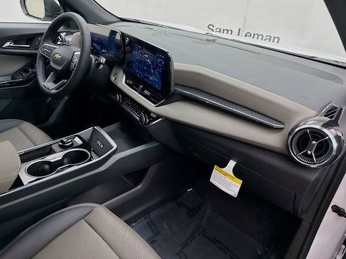 New 2026 Chevrolet Equinox LT image 31