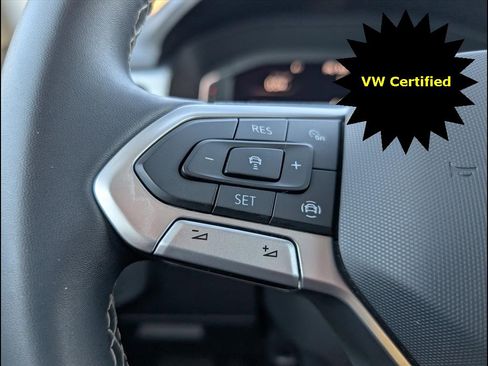 Certified 2023 Volkswagen Atlas SE image 14