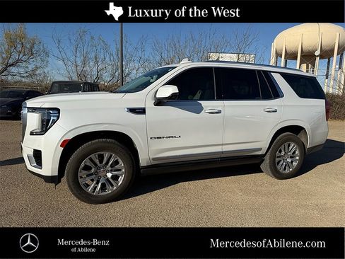 Used 2023 GMC Yukon Denali image 1
