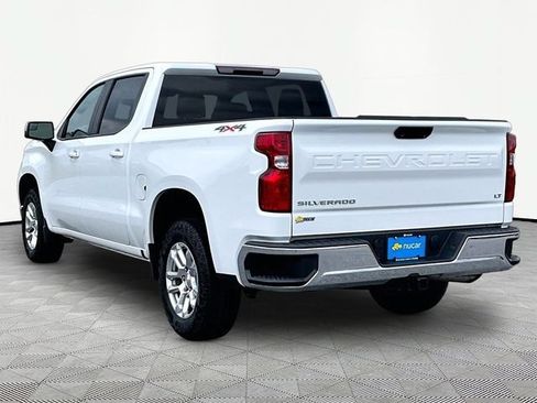 Used 2022 Chevrolet Silverado 1500 LT AWD/4WD image 4