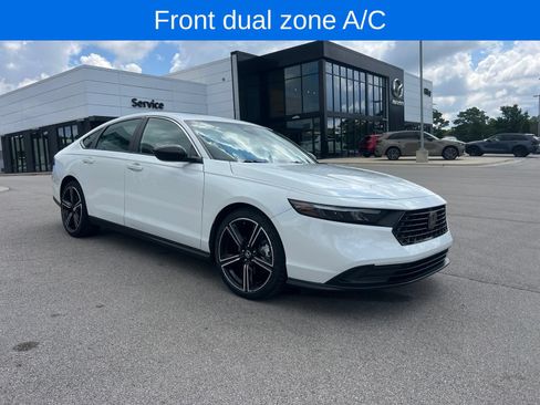 Used 2024 Honda Accord Sport image 3