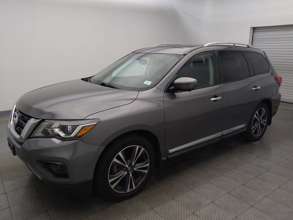 Used 2017 Nissan Pathfinder Platinum w/ Cargo Package FWD image 2