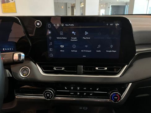 Used 2025 Chevrolet Equinox LT image 20