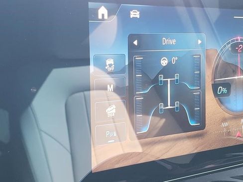 New 2025 Mercedes-Benz GLA 250 4MATIC image 31