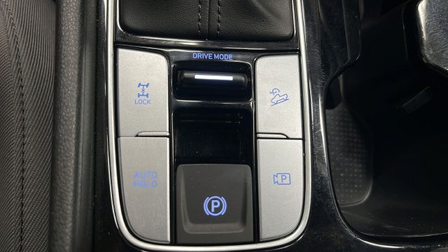 Used 2022 Hyundai Santa Cruz SEL Premium AWD/4WD image 30