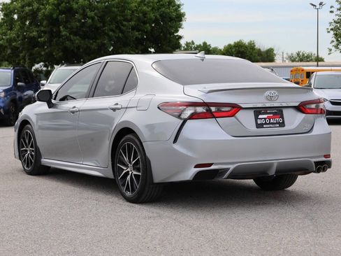 Used 2022 Toyota Camry SE AWD/4WD image 11