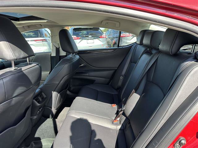 Used 2019 Lexus ES 350 w/ Premium Package FWD image 10