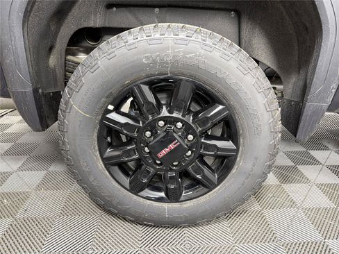 New 2026 GMC Sierra 2500 AT4 w/ AT4 Premium Plus Package AWD/4WD image 16