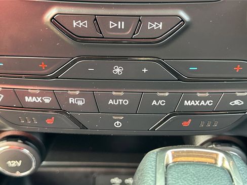 Used 2020 Ford Ranger XLT w/ Equipment Group 302A Luxury image 29