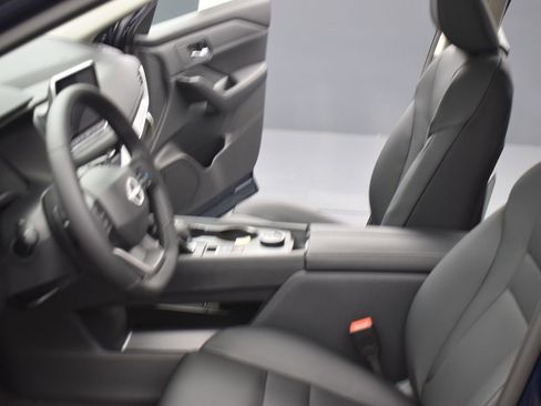 New 2026 Nissan Rogue SV w/ SV Premium Package image 18