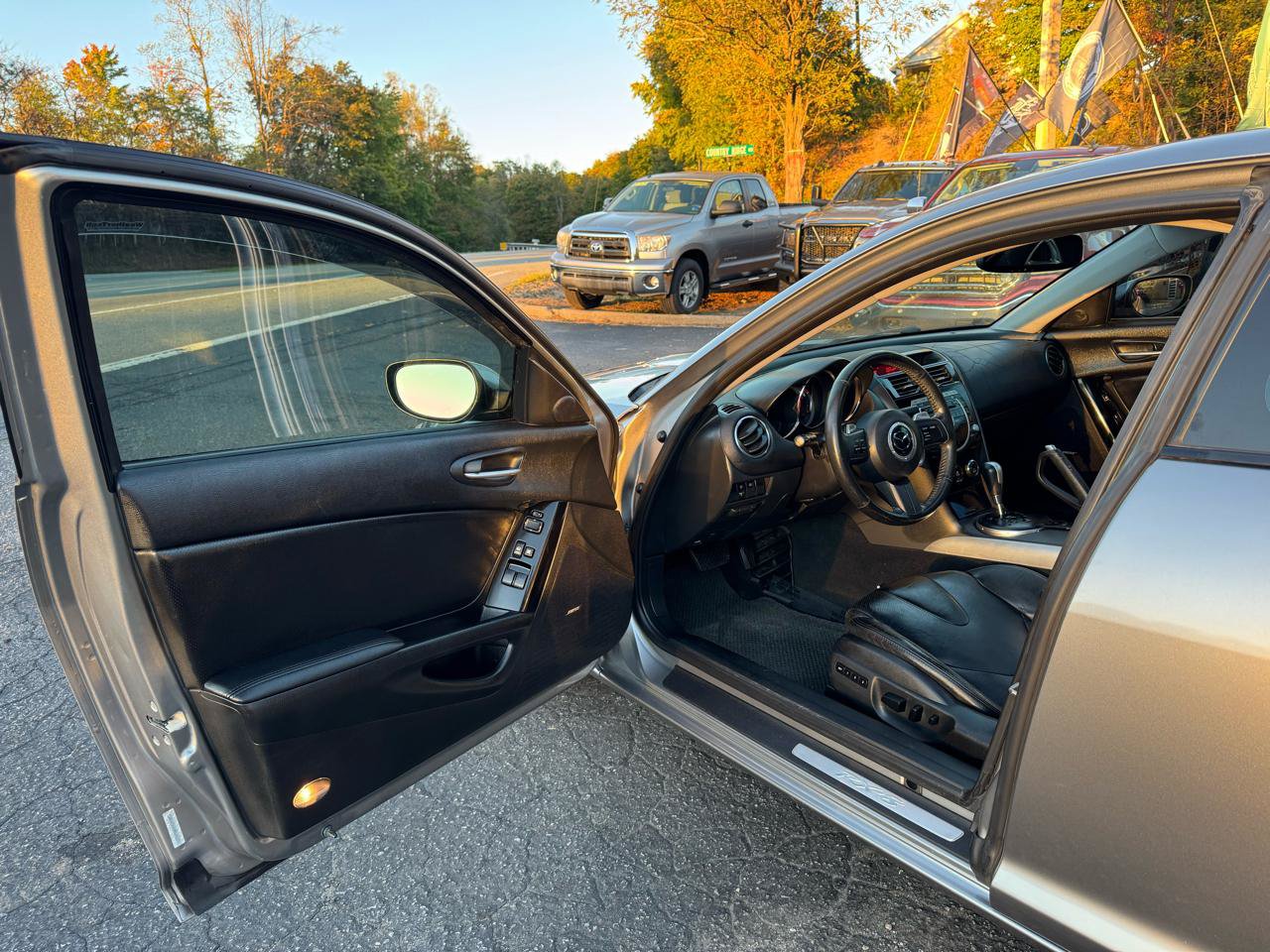 Used 2010 MAZDA RX-8 Grand Touring RWD image 9