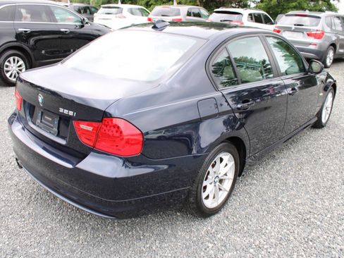 Used 2010 BMW 328i Sedan w/ Premium Pkg RWD image 7