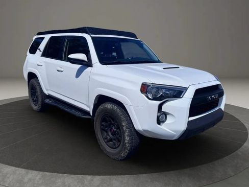 Used 2018 Toyota 4Runner TRD Off-Road AWD/4WD image 7