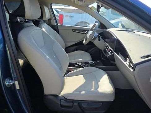 Certified 2023 Kia Niro Wind FWD image 8