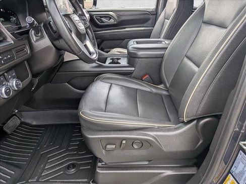 Used 2023 GMC Yukon SLT AWD/4WD image 23