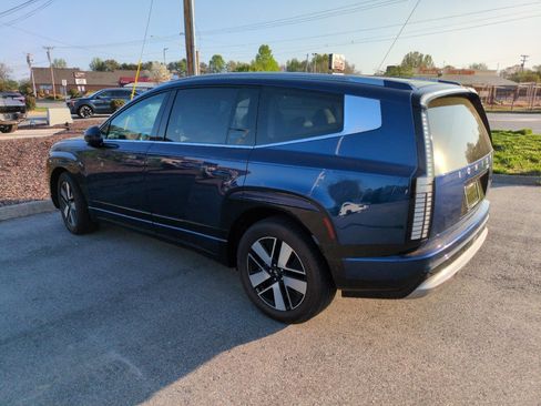 New 2026 Hyundai Ioniq 9 SEL image 5