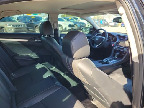 Used 2017 Honda Civic Touring image 27